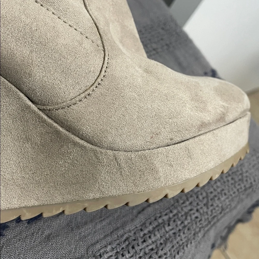 Juicy Couture Beige Wedge Boots